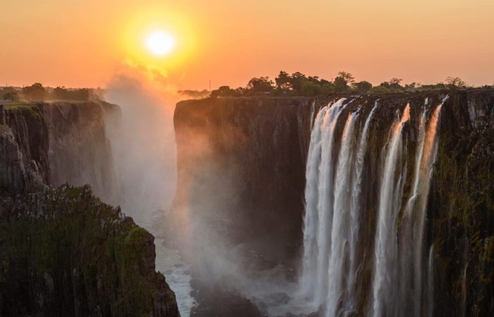 4 Days 3 Nights Victoria Falls Tour Package (Zimbabwe)